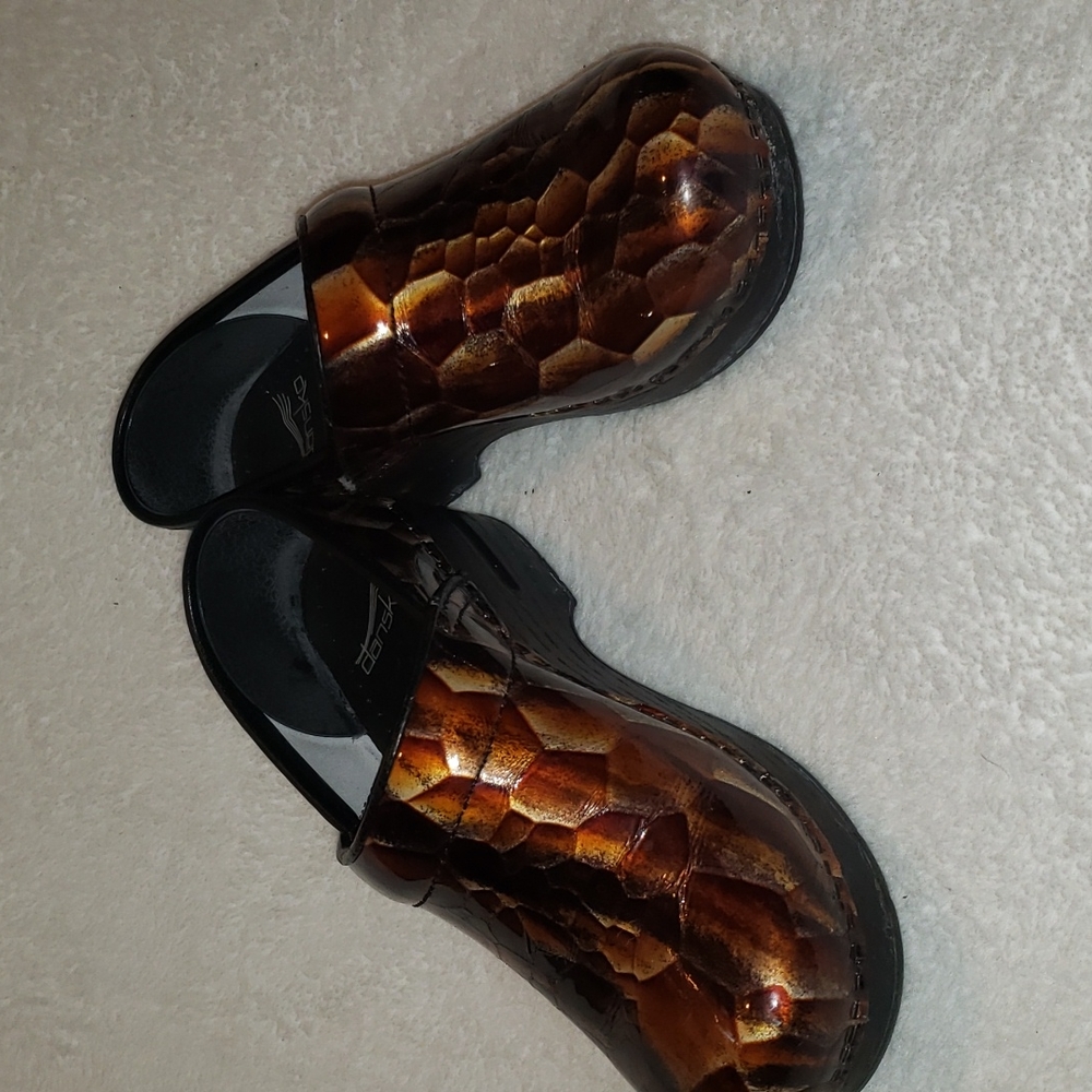 Dansko Patent Leather Reptile Pattern Clogs, Us S… - image 3